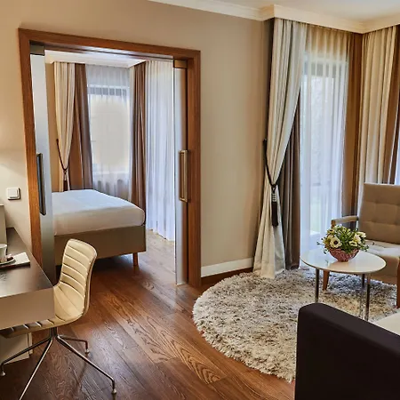 ホテル Steigenberger & クレムス アン デル ドナウ