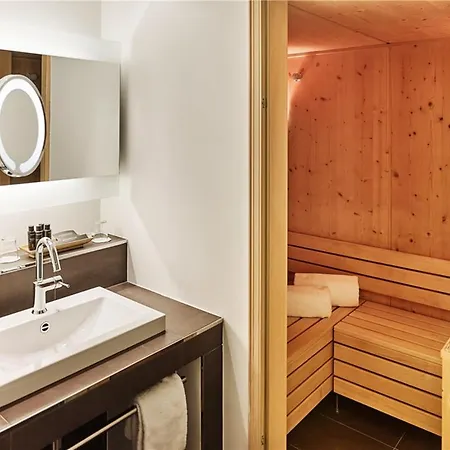 Otel Steigenberger & 4*